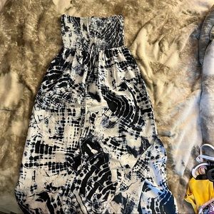 3/$15 💜 Super Lightweight Maxi Dress